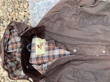 Selling with online payment: Boy outdoor jacket Brown