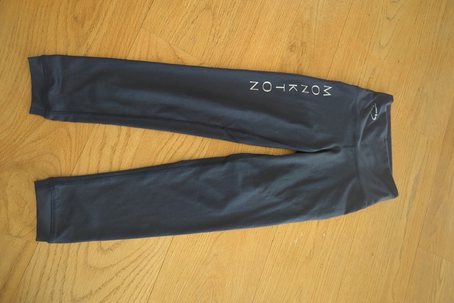 Base Leggings / Top