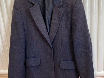 Selling with online payment: Girls Tweed Blazer 32"