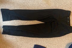 Selling with online payment: School trousers