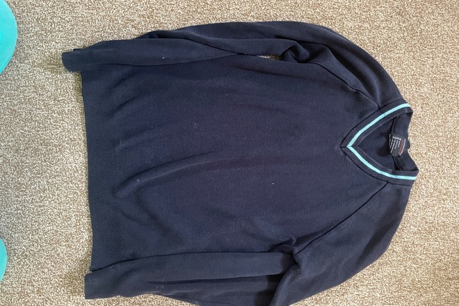 School Jumper to fit chest 32”