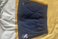 Selling with online payment: Crested Skort