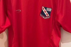 Selling with online payment: Crested Fitness Shirt