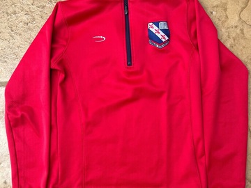 Selling with online payment: Red Crested Midlayer 34/36”