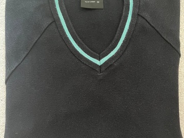 Selling with online payment: V-neck Coastal Stripe (Snr) 36”