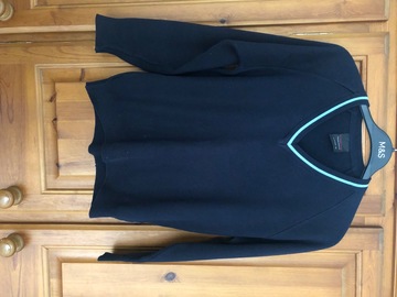 Selling with online payment: Coastal V-neck stripe
