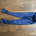 Selling with online payment: Base Leggings / Top
