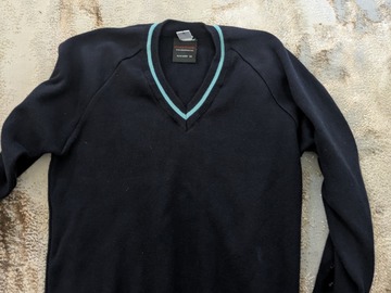 Selling with online payment: Coastal V-neck stripe