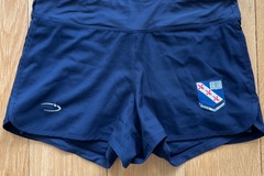 Selling with online payment: Girls' Crested Running Shorts