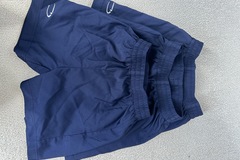 Selling with online payment: Navy PE shorts 24" x3