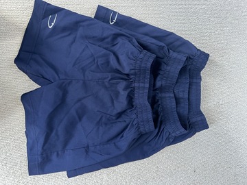 Selling with online payment: Navy PE shorts x3