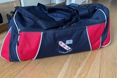 Selling with online payment: Crested Games Bag (nearly new)