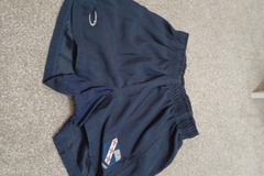 Selling with online payment: Navy PE shorts 28"