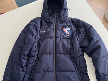 Selling with online payment: Navy Crested Puffer Coat - size 34"/36"