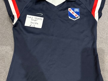 Selling with online payment: Good condition girls hockey shirt 34/36" £12