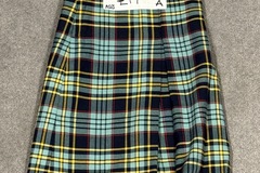 Selling with online payment: Good condition tartan skirt W26 L21" £17 