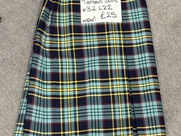 Selling with online payment: Brand New tartan skirt W32 L22" £25