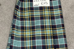 Selling with online payment: Brand New tartan skirt W32 L22" £25