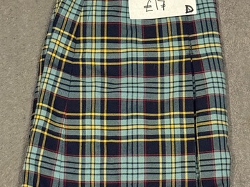 Selling with online payment: Good condition tartan skirt W30 L20" £17 D  