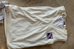 Selling with online payment: Crested Cricket Slipover