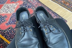 Selling with online payment: Doc Martens