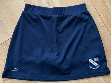 Selling with online payment: Crested Skort 30" - AS NEW