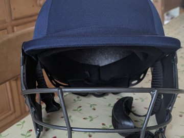 Selling with online payment: Cricket Helmet