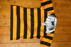 Selling with online payment: White House Polo shirt