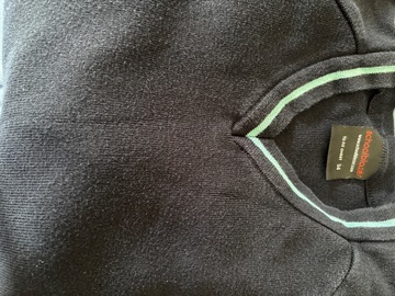 Selling with online payment: Blue jumper / pullover