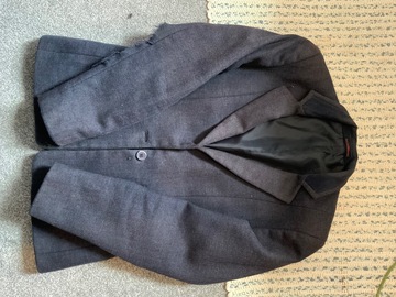 Selling with online payment: 32” Fitted Blazer
