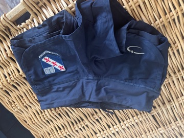 Selling with online payment: Navy PE shorts