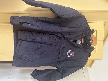 Selling with online payment: Navy Stormproof coat