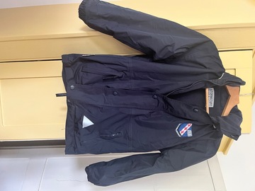 Selling with online payment: Navy Stormproof coat