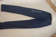 Selling with online payment: Base Leggings / Top